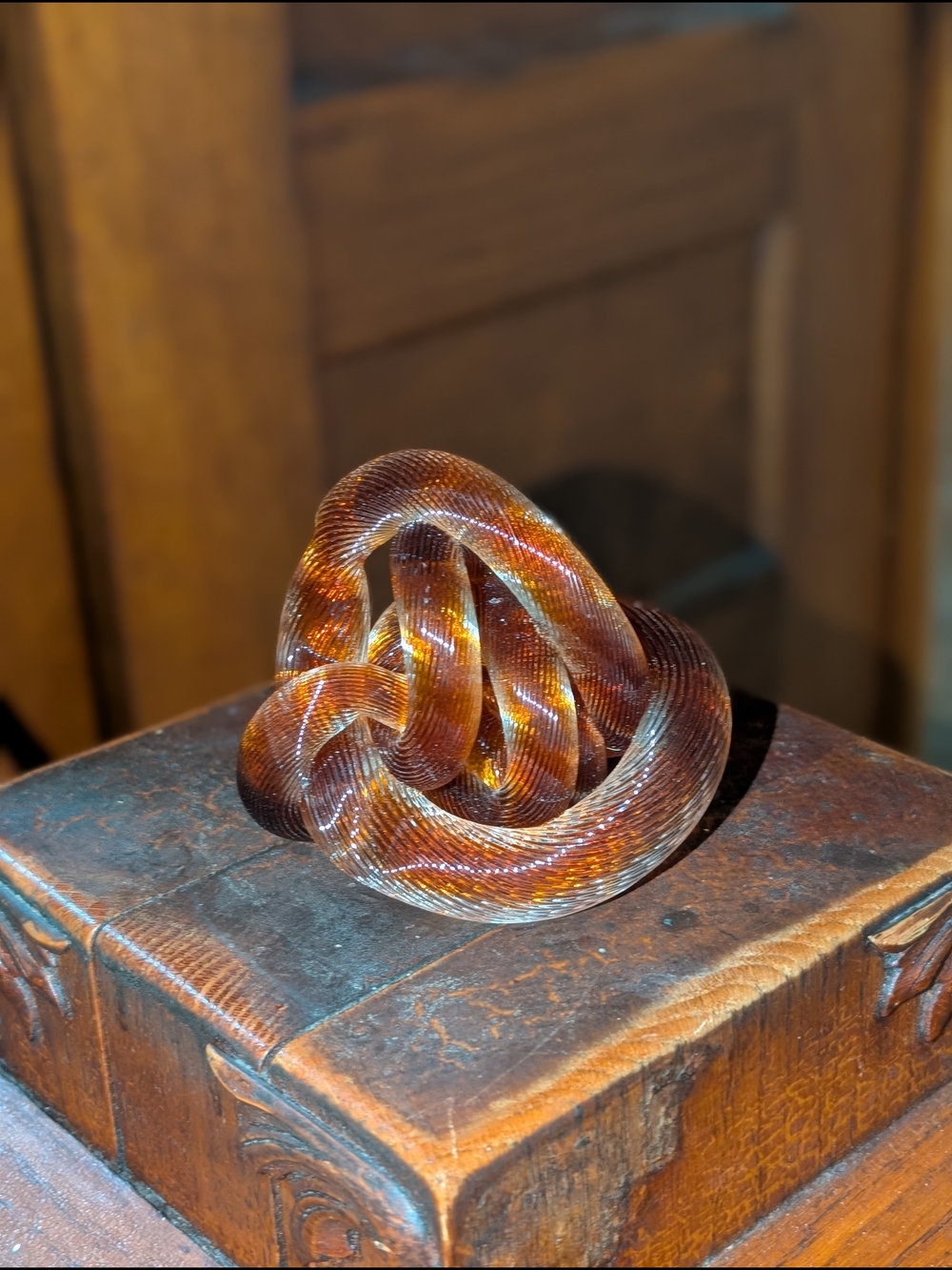Murano Brown Ribbed Art Glass Infinity Rope Twisted Knot Paperweight Sculpture